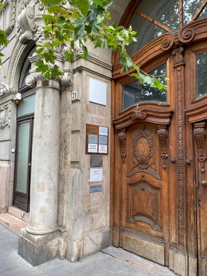Centrale Rooms Budapest Luaran gambar