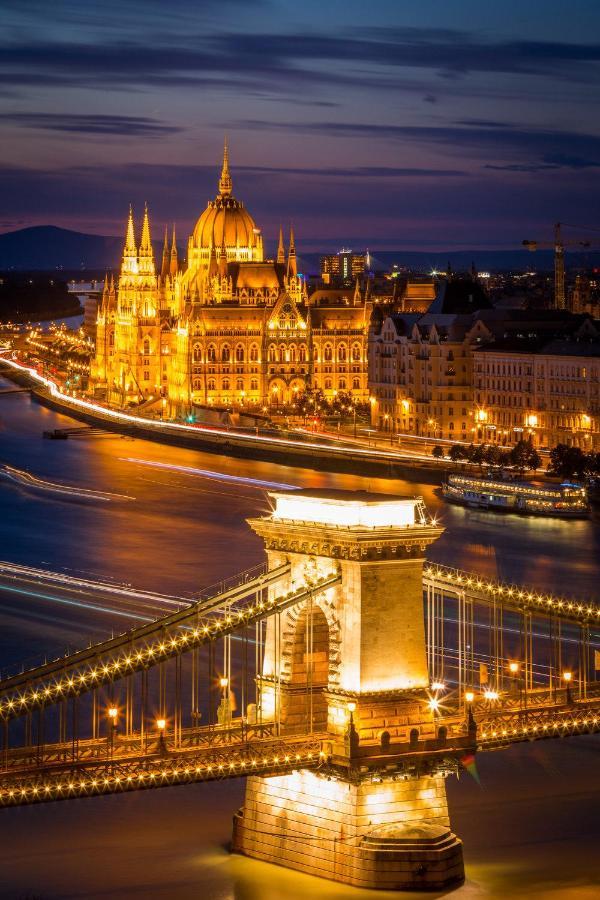 Centrale Rooms Budapest Luaran gambar