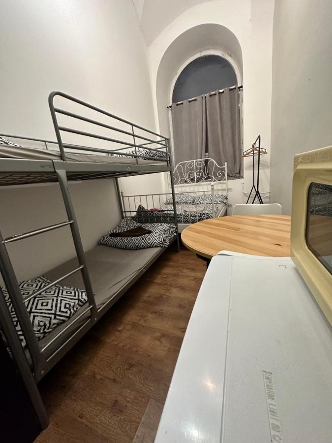 Centrale Rooms Budapest Luaran gambar